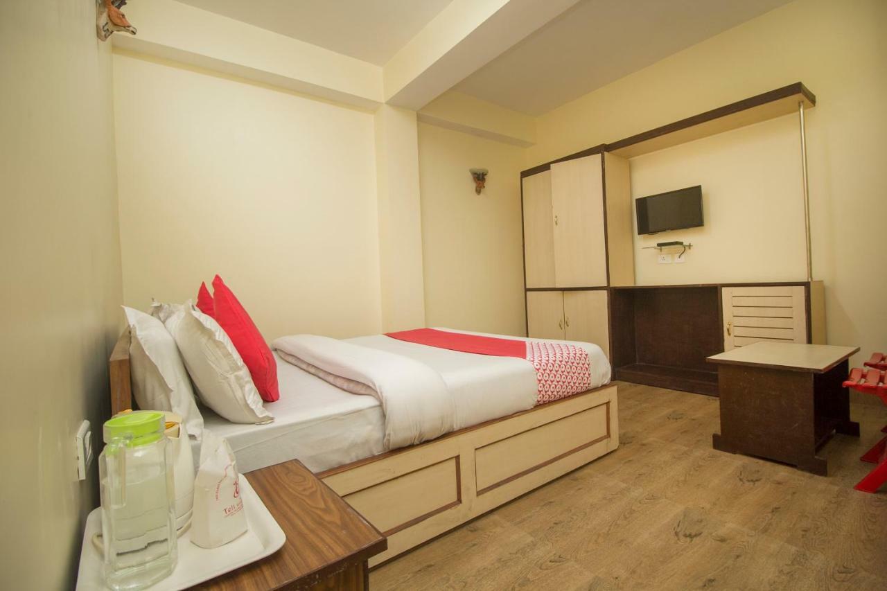 Oyo 28754 The Sunrise Residency Gangtok Bagian luar foto