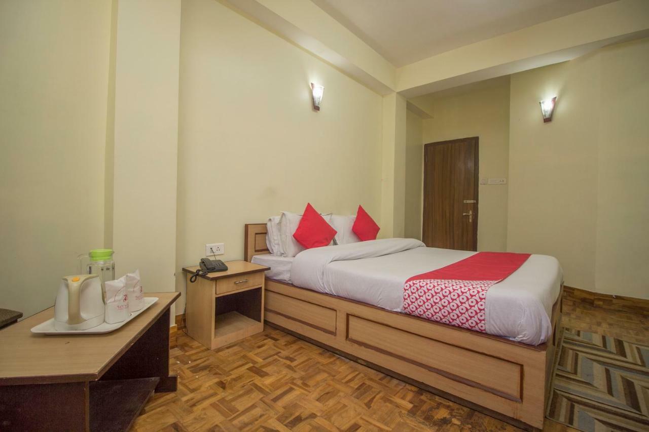 Oyo 28754 The Sunrise Residency Gangtok Bagian luar foto